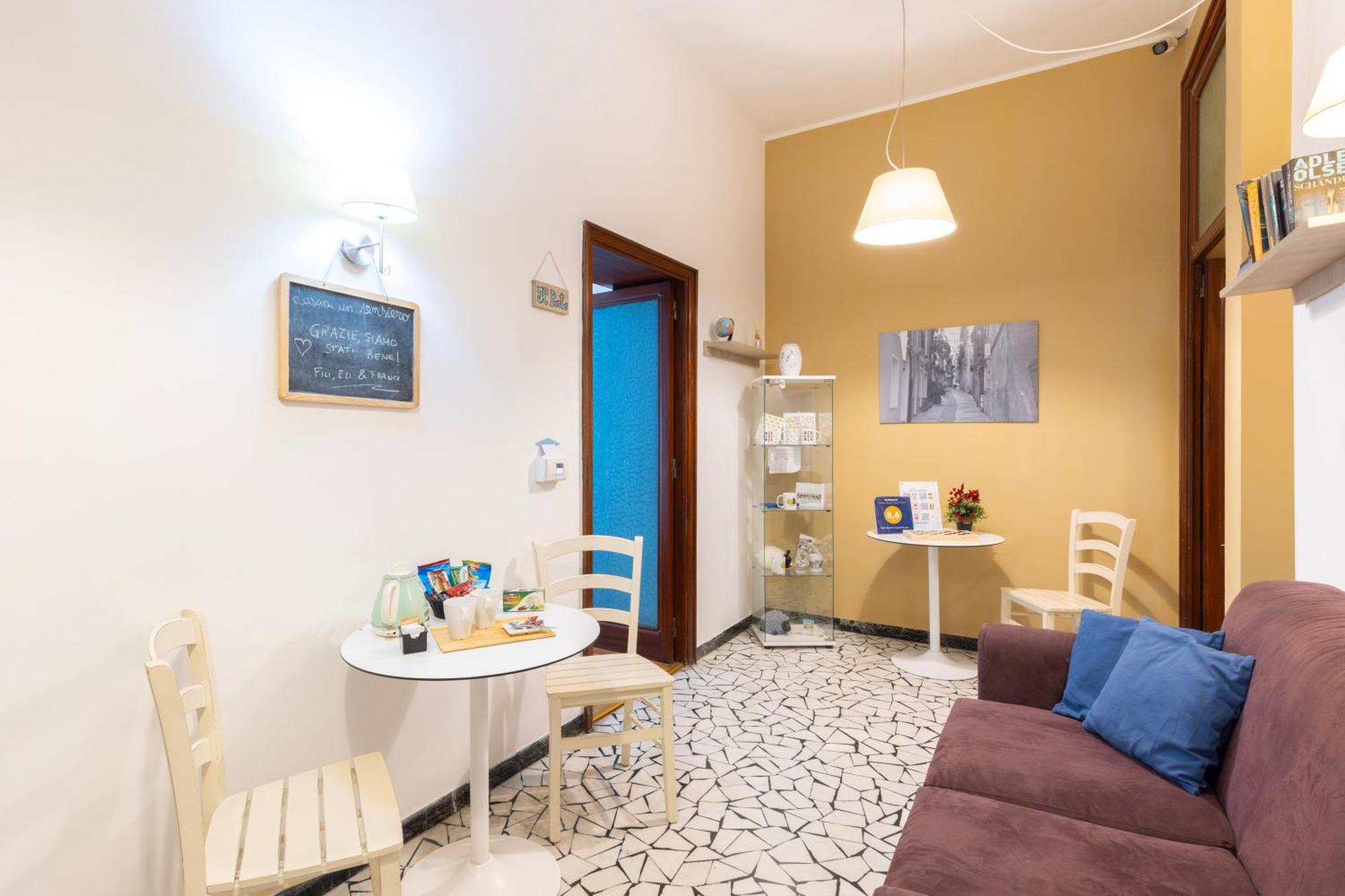 Kalie Rooms Guest House كالياري المظهر الخارجي الصورة