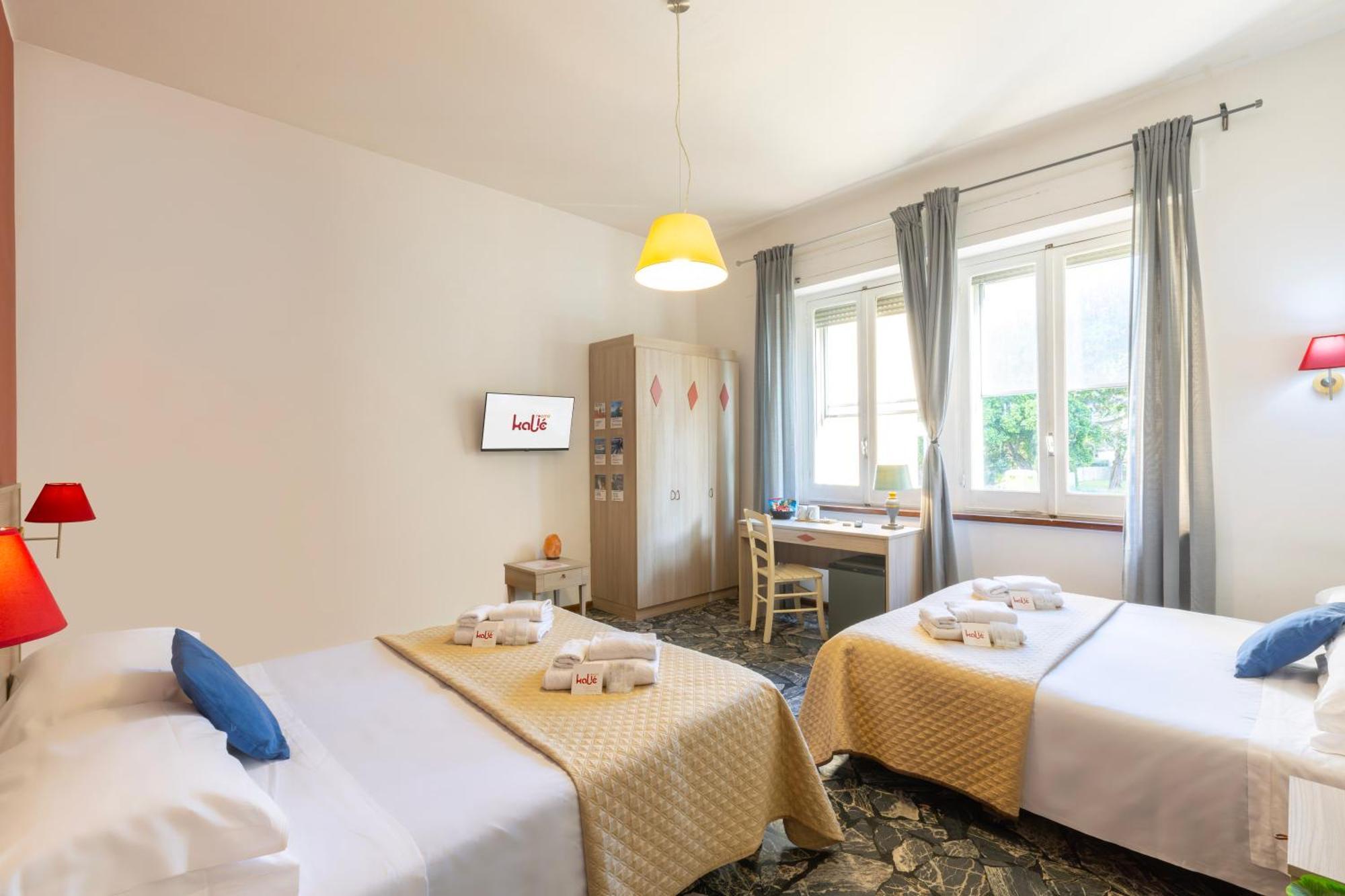 Kalie Rooms Guest House كالياري المظهر الخارجي الصورة