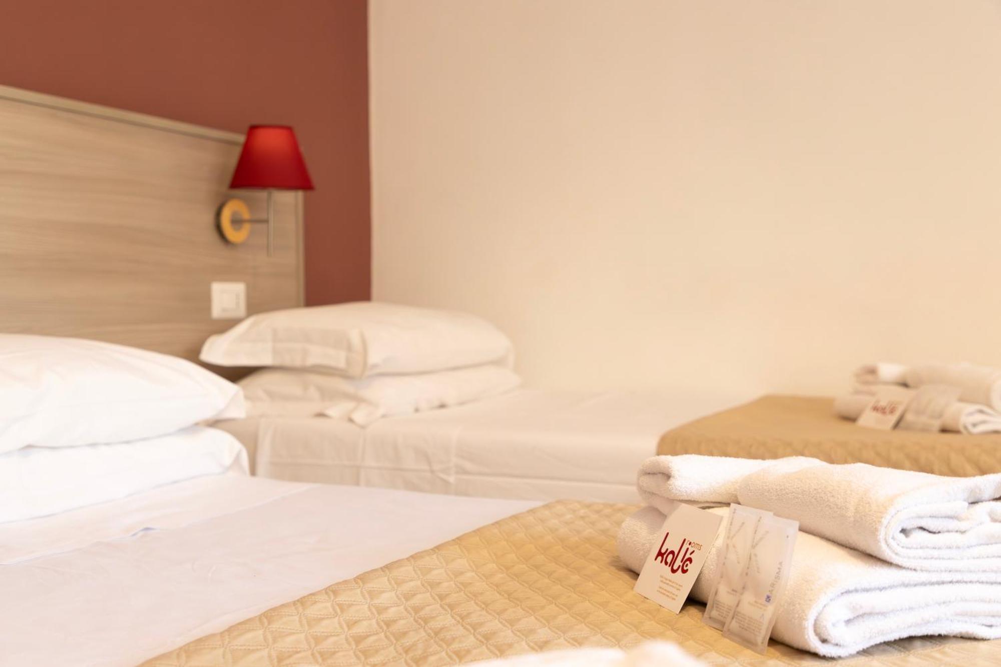 Kalie Rooms Guest House كالياري المظهر الخارجي الصورة