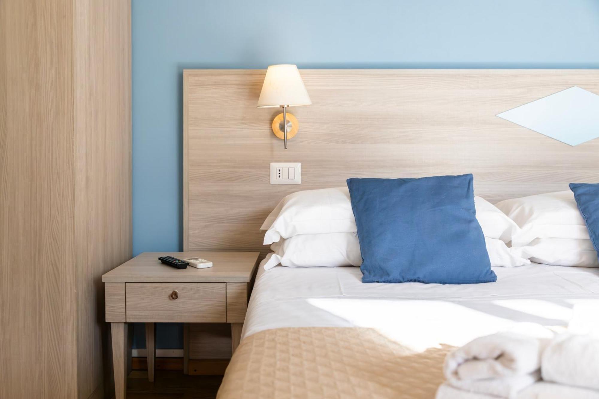 Kalie Rooms Guest House كالياري المظهر الخارجي الصورة