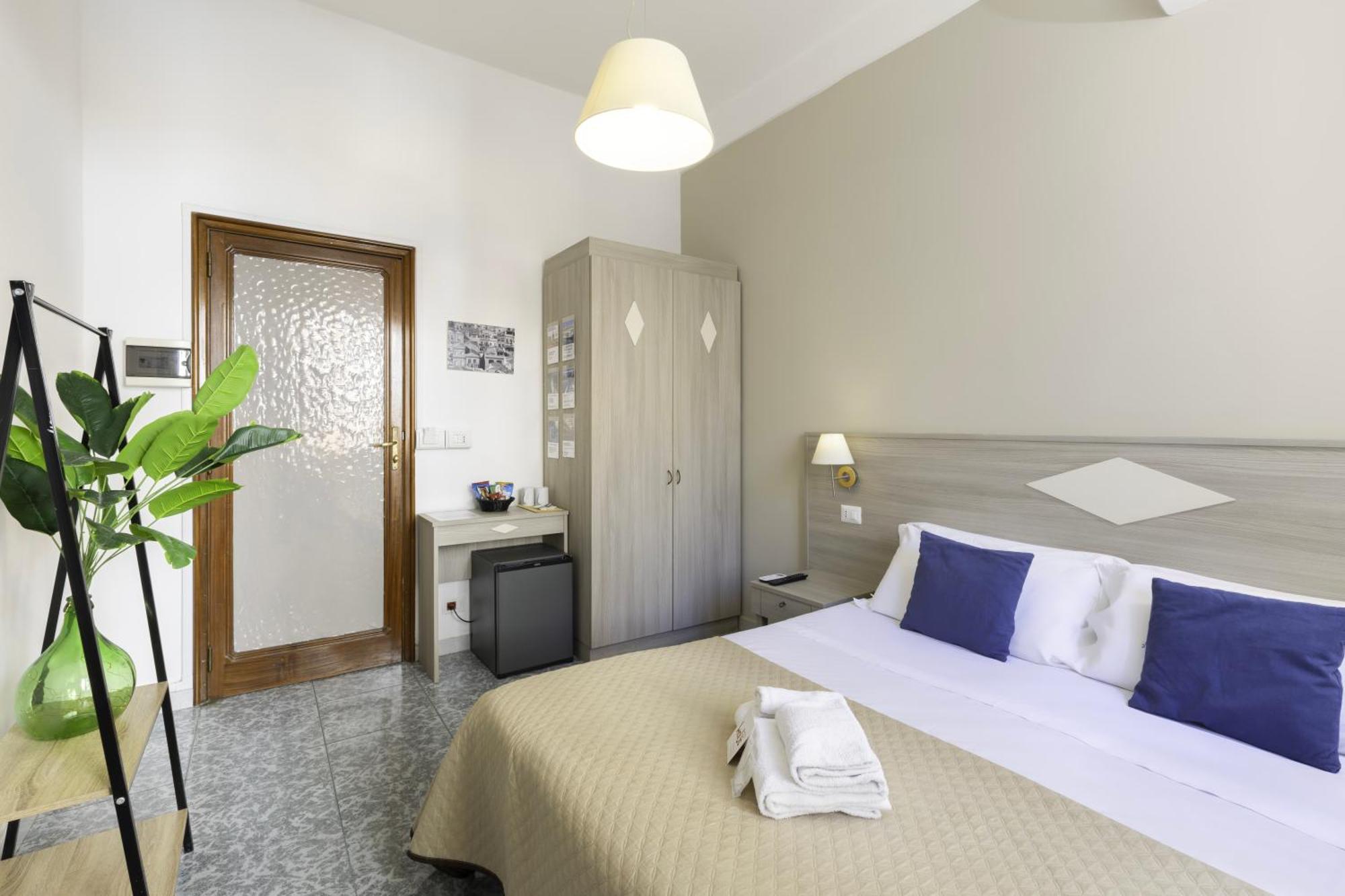 Kalie Rooms Guest House كالياري المظهر الخارجي الصورة