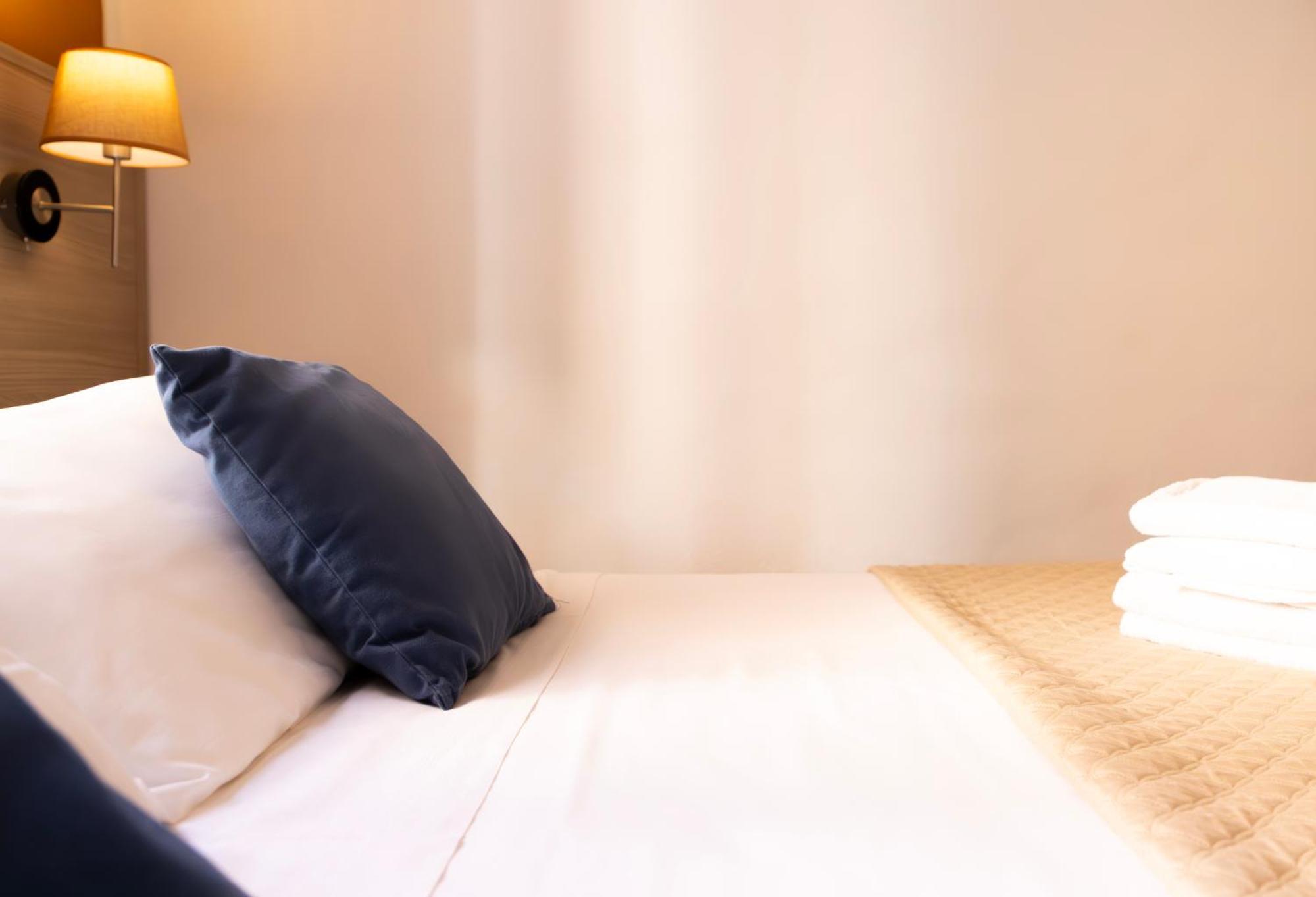 Kalie Rooms Guest House كالياري المظهر الخارجي الصورة