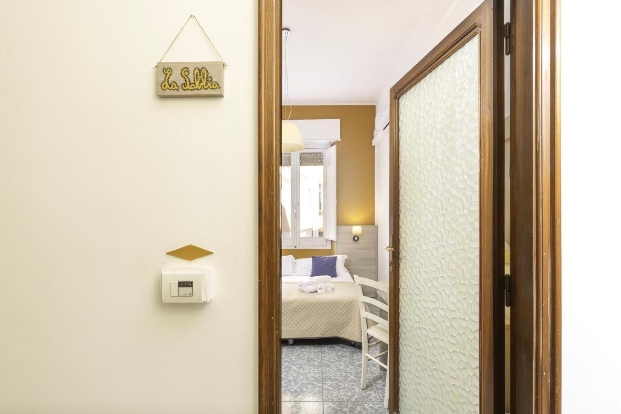 Kalie Rooms Guest House كالياري المظهر الخارجي الصورة